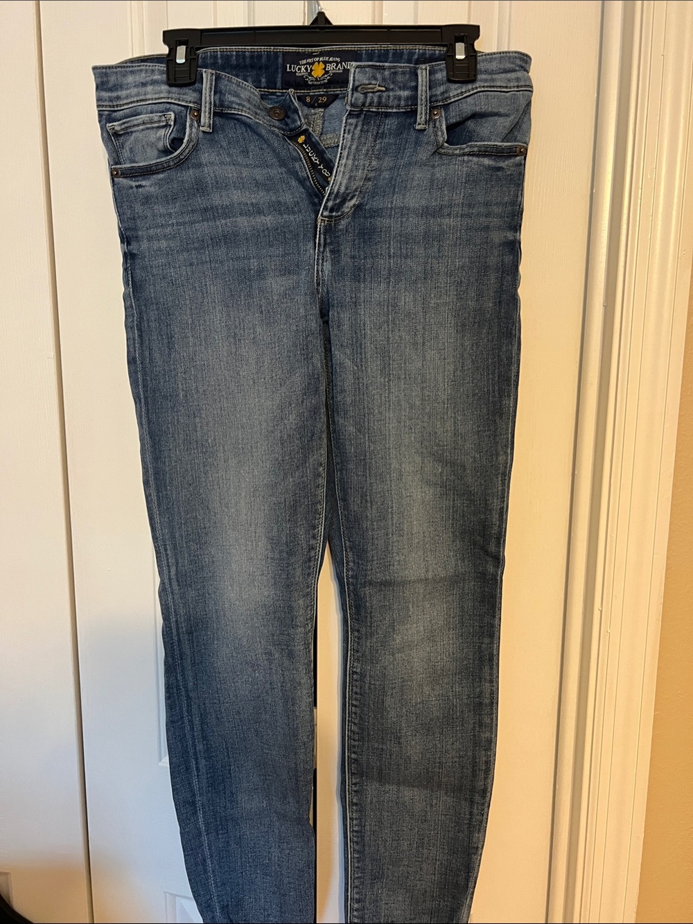 Lucky Brand Women's Straight Leg Jeans in Blue Wash